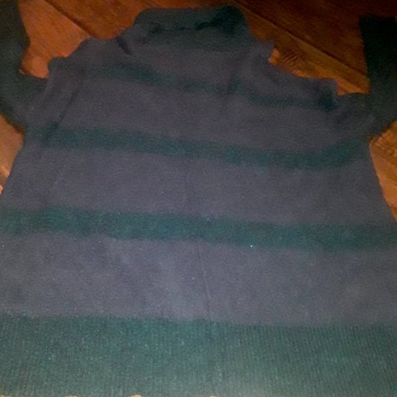 Oversized Purple and Grey Turtleneck Sweater - Picture 2 of 4